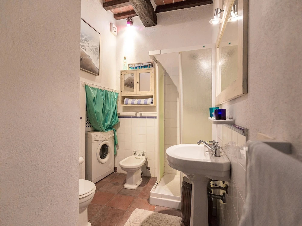 Charming Apartment With Swimming Pool Spacious Terrace And Private Garden
