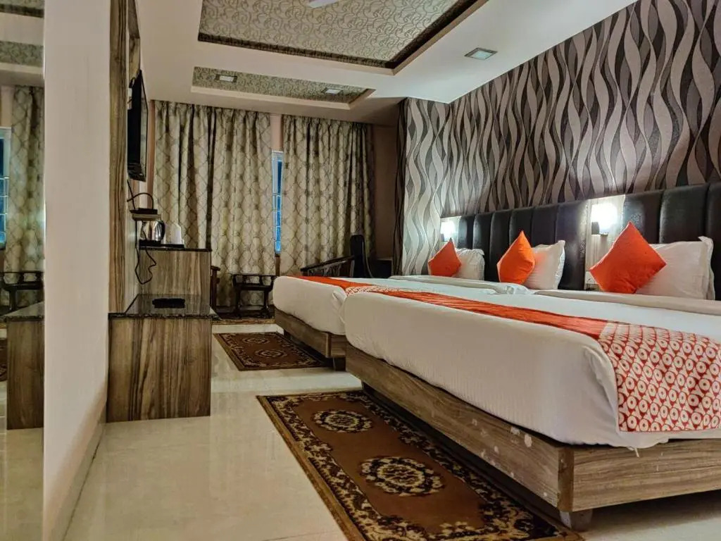 Hotel Vip Square