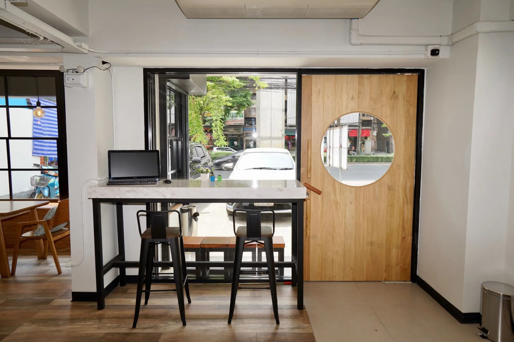 T Hostel @ Victory Monument
