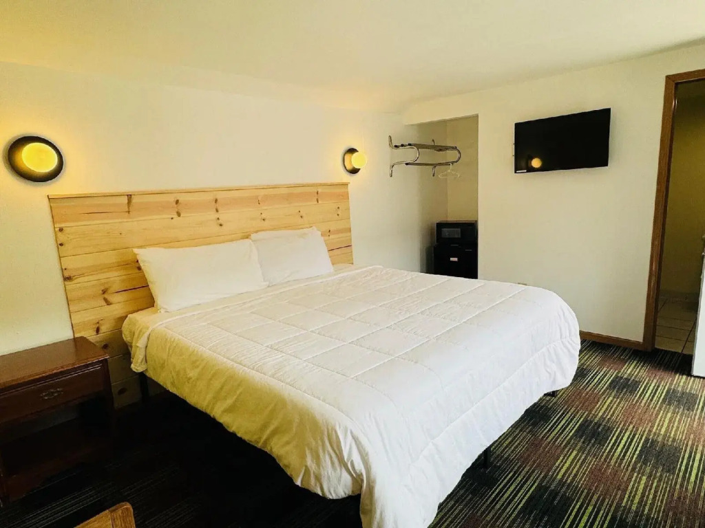 Quality Lodge - Cedar Point Area