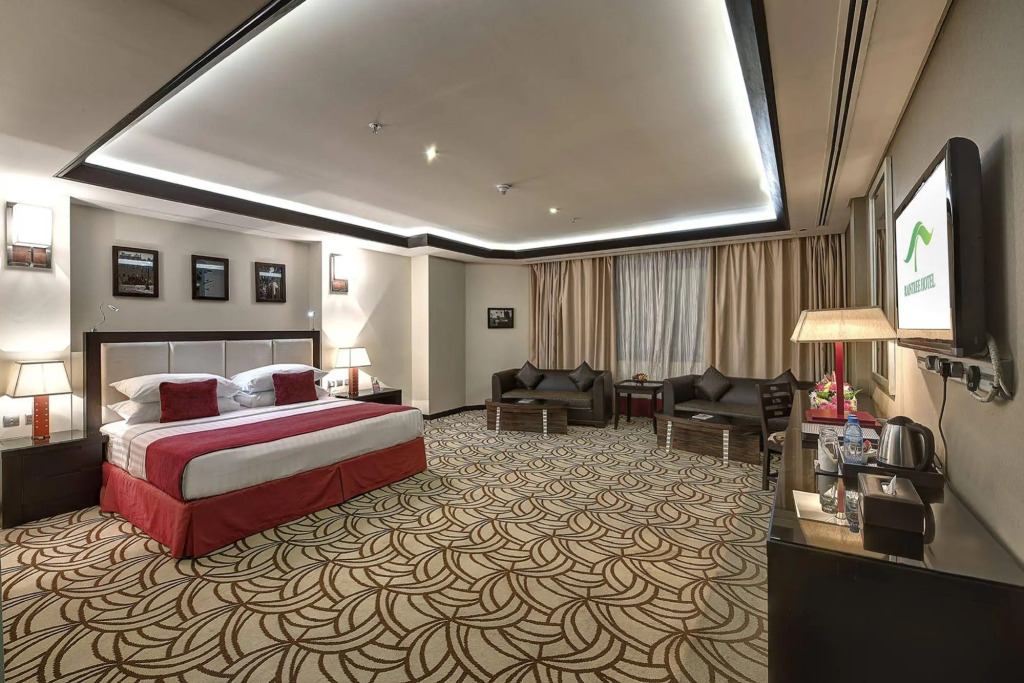 Pavilion Palace Hotel