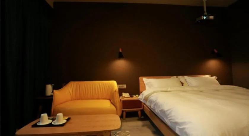 Yangshuo Manjing Travel Photography Hotel (West Street  Branch)