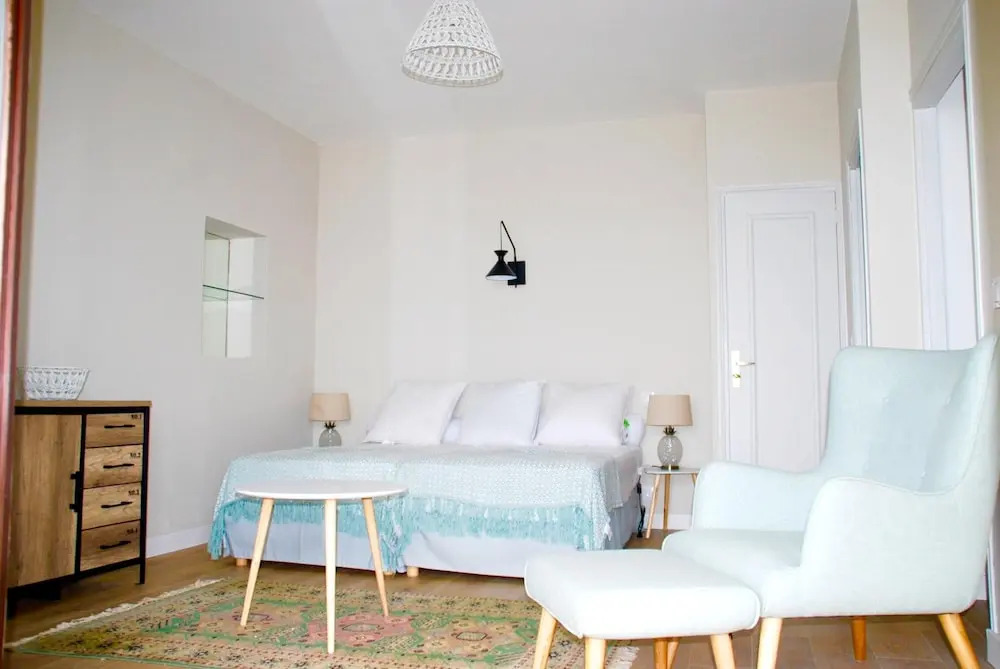 House with 2 Bedrooms in San-Martino-Di-Lota, with Wonderful Sea View, Shared Pool, Enclosed Garden - 500 M From the Beach