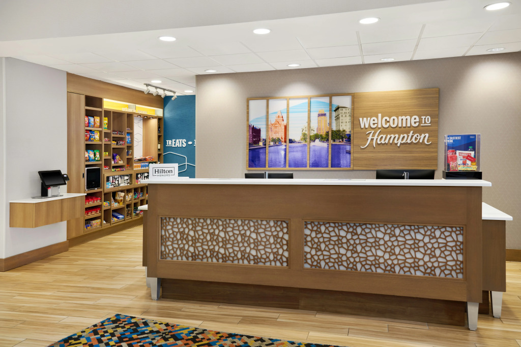 Hampton Inn & Suites Syracuse North Airport Area