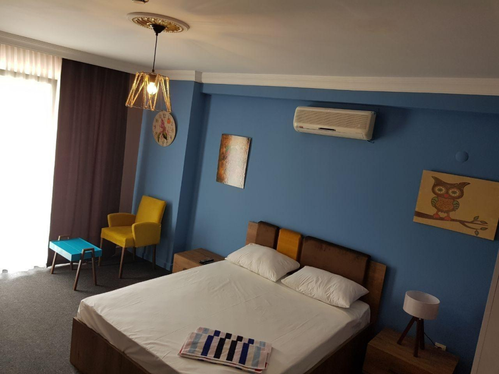 Retro Suites