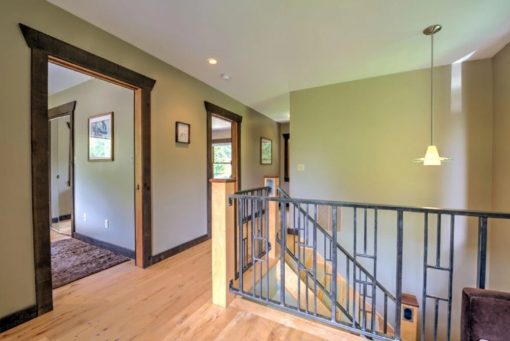 Skyway Cottage - 2 Br Home