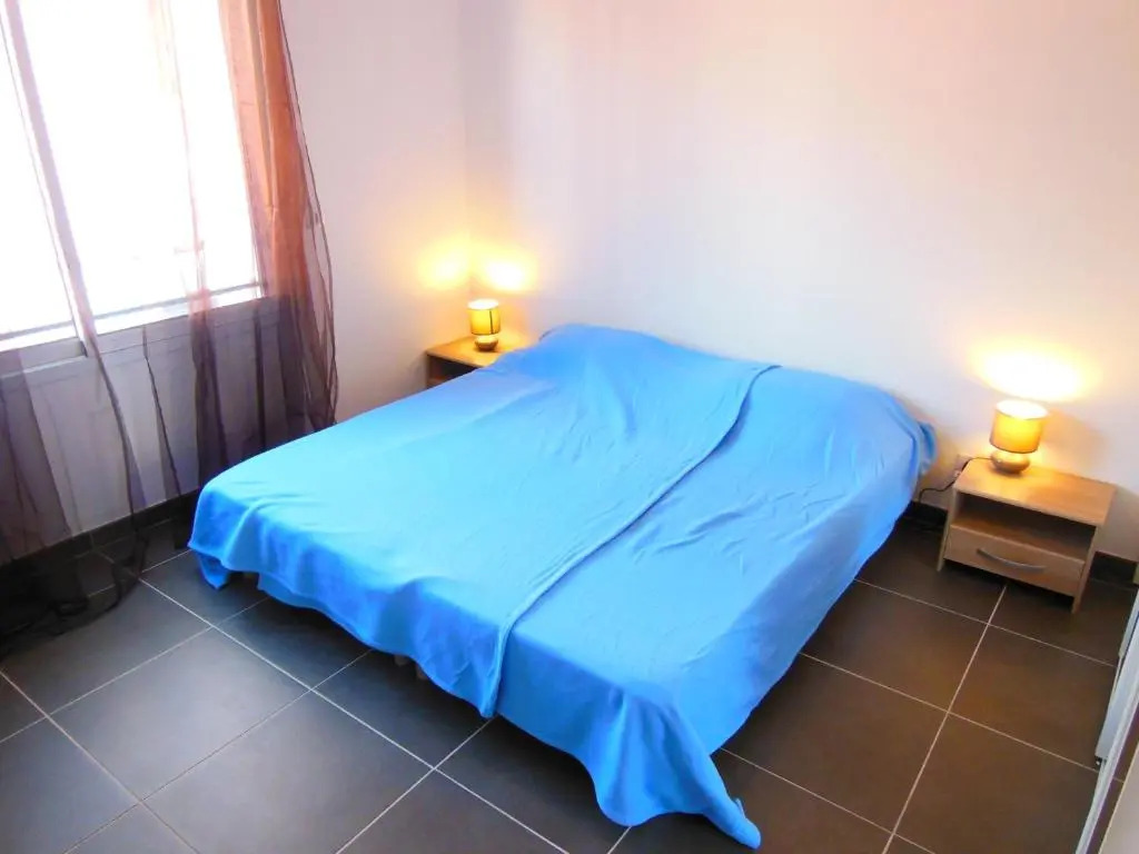 3 Bedrooms, 3 bathrooms central Cannes Lecerf 411