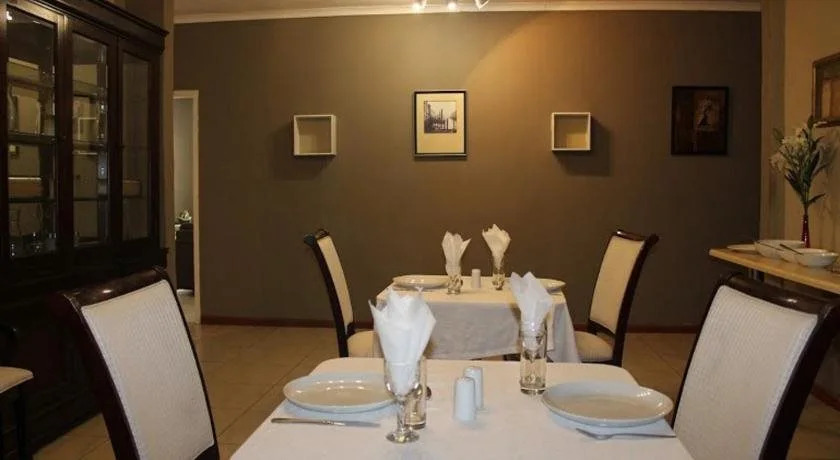 Flamboyant Guest Lodge