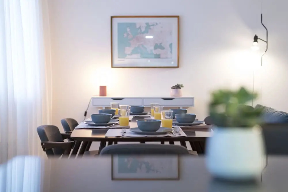 Bruno's Downtown Apartment