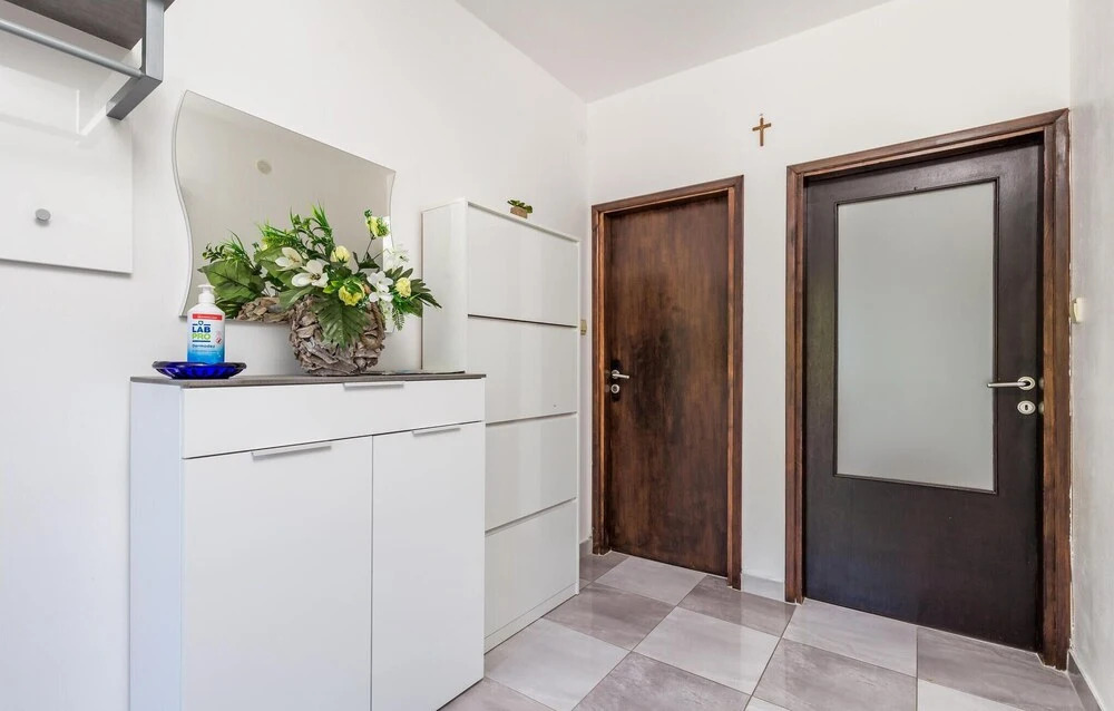 Amazing Apartment in Rijeka With 2 Bedrooms, Wifi and Outdoor Swimming Pool