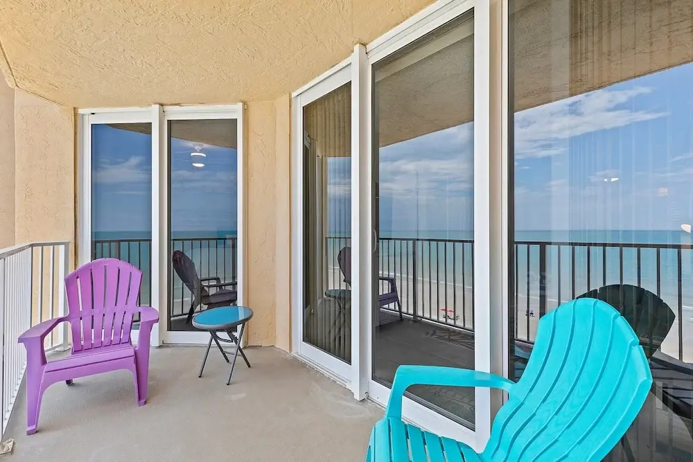 Oceania Beach Club 704