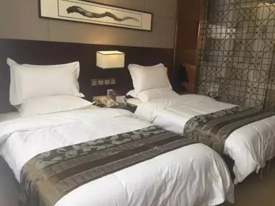 Jinlongtan jiudian