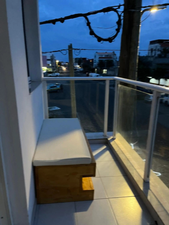 Bright, luxury and modern less than 500m -Beach