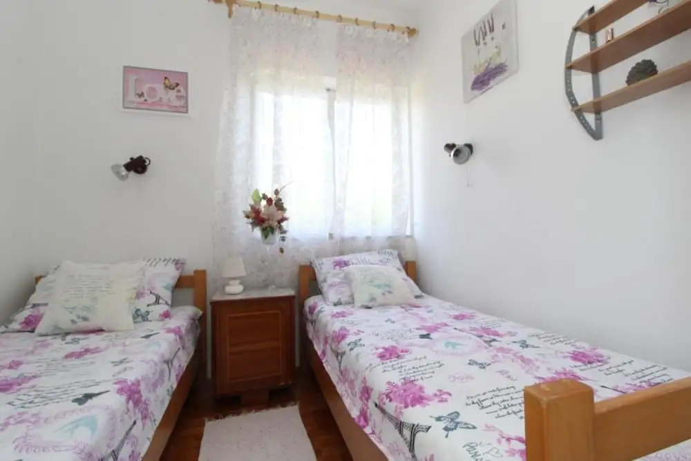Apartments Danijela