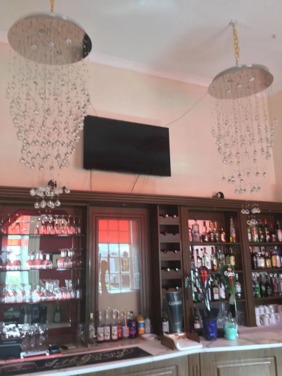 Baylis Park Hotel