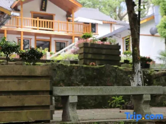 Lushan 1889 Inn (Lushan Cableway Lower Station Branch)