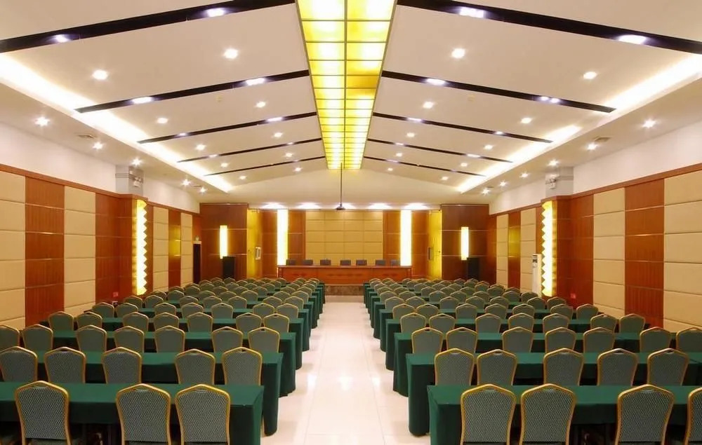 Emeishan Hotel