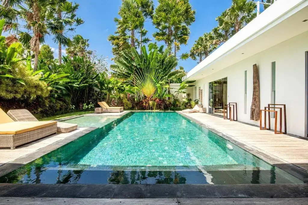 Villa Nikko I - 4Br Villa in Central Seminyak, Steps to Cafés & Shops