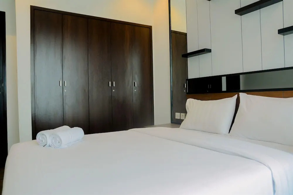 Luxurious And Pleasant 2br Branz Bsd City Apartment