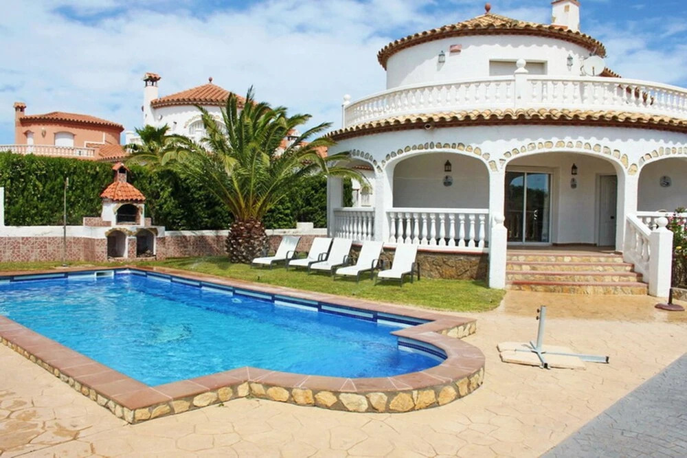 House With 5 Bedrooms in Costa del Zefir, With Wonderful sea View, Pri