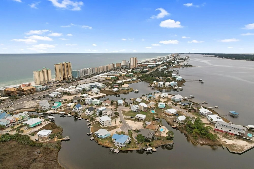214 Shoreland