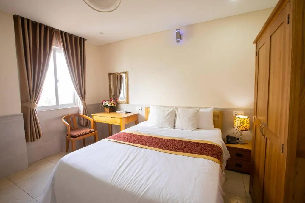 California Saigon Hotel