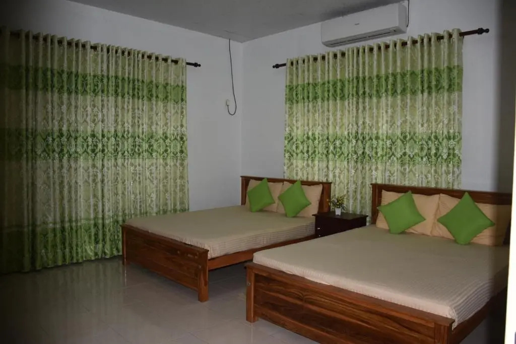 Green Palace Hotel