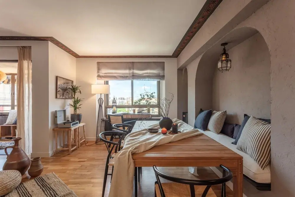 Wukro - 2 Bedrooms and Terrace in Chamber