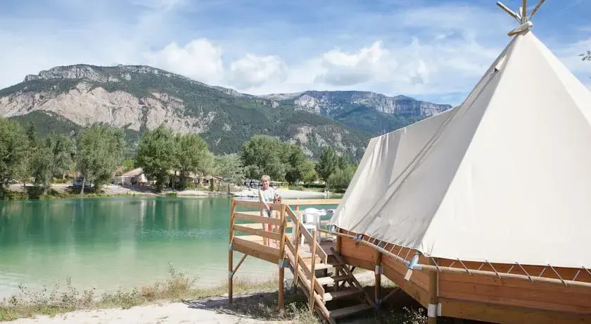 Vivacamp Le Lac Bleu