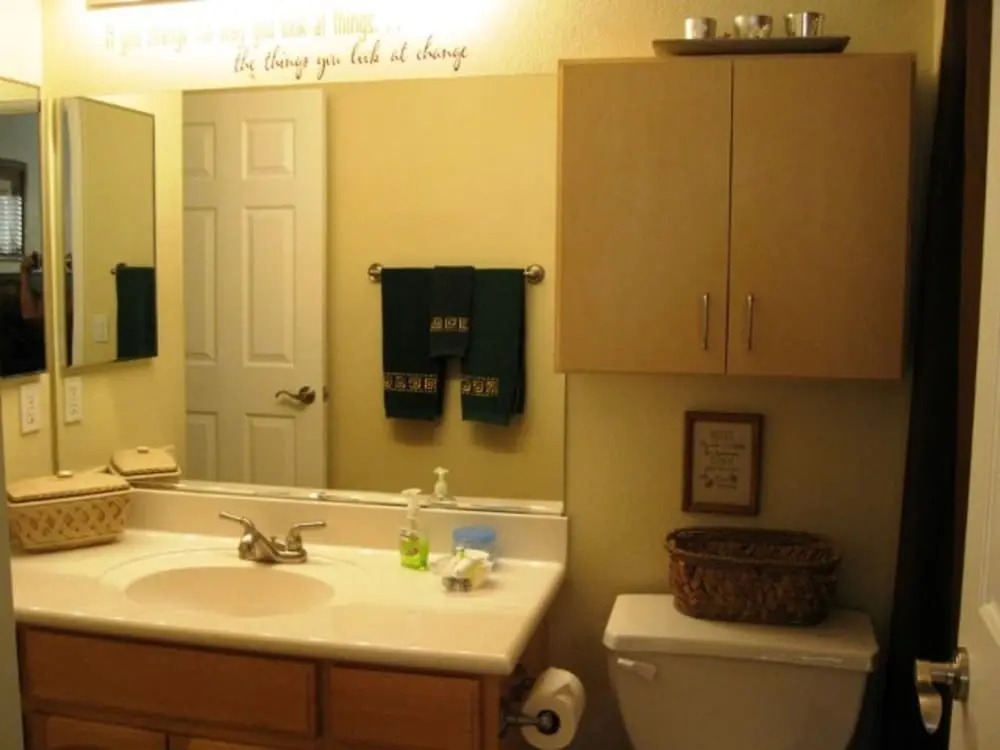Jacob And Janne, Nielson 3 Bedroom Condo