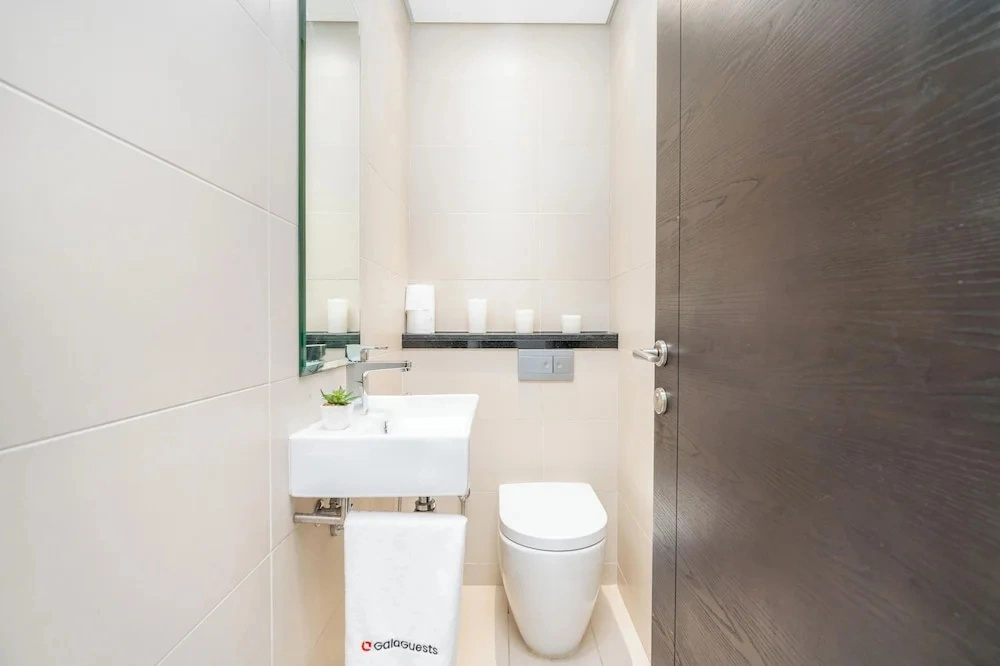 Gala Guests - Silverene Tower Apartments