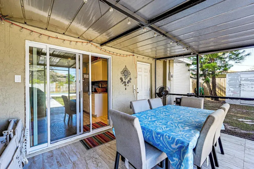 Pet Friendly! Sunny Getaway 3 Mi to Barefoot Beach