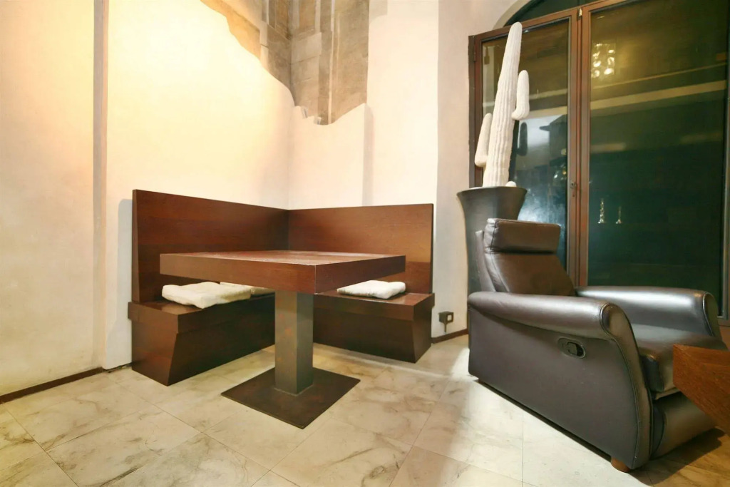 Florentia Suites