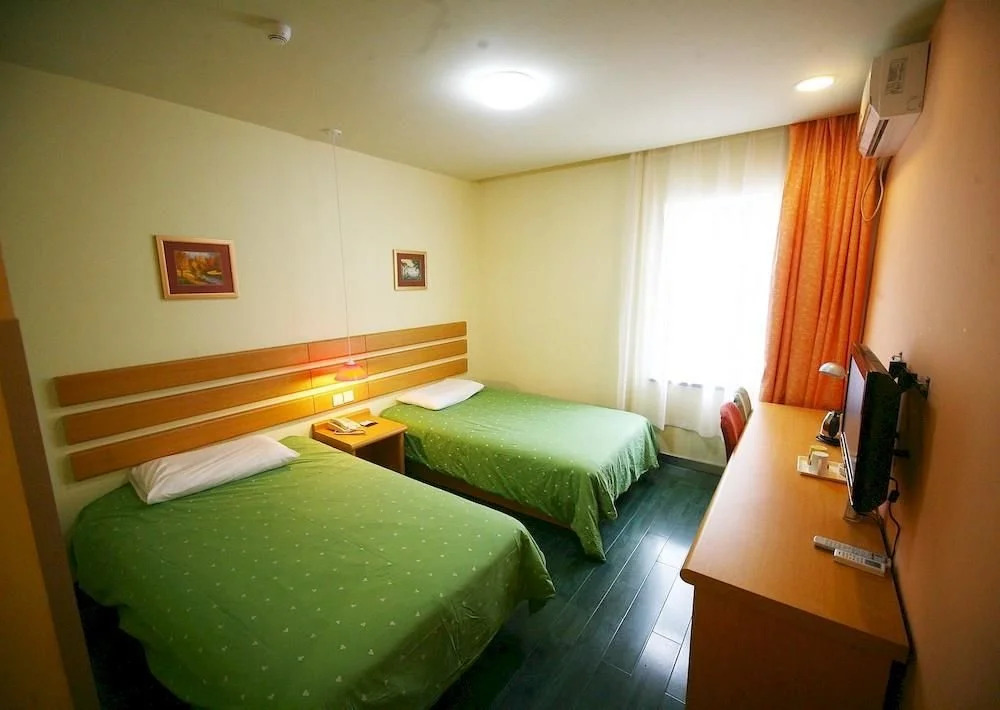 Home Inn Nanjing Daming Road