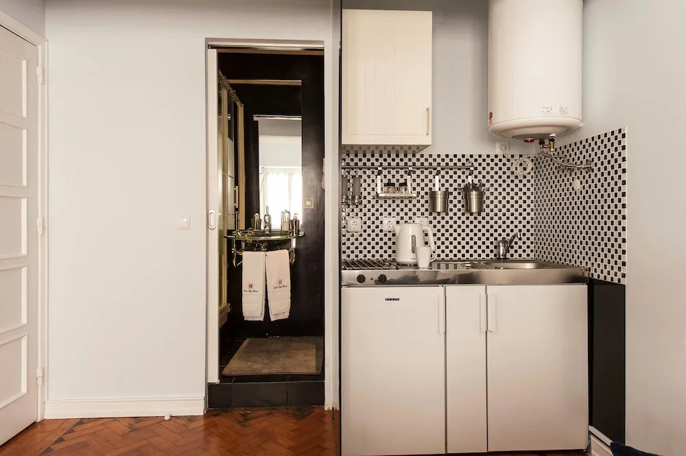 Lisbon City Break Suites