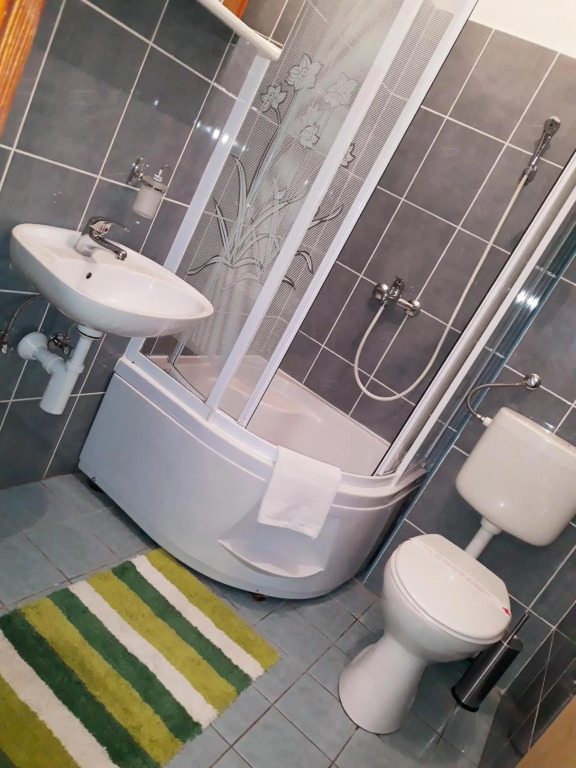 Apartmani RALE rooms