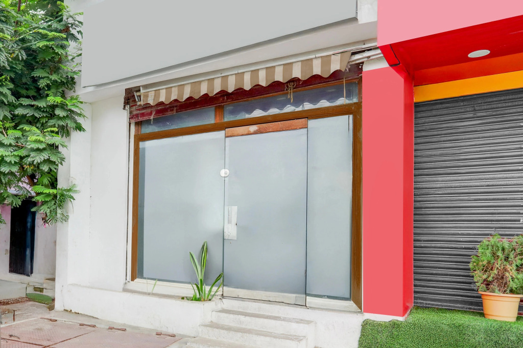 Hotel O Karakambadi Near Alipiri