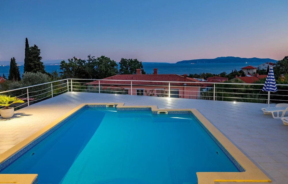 Beautiful Home In Ika