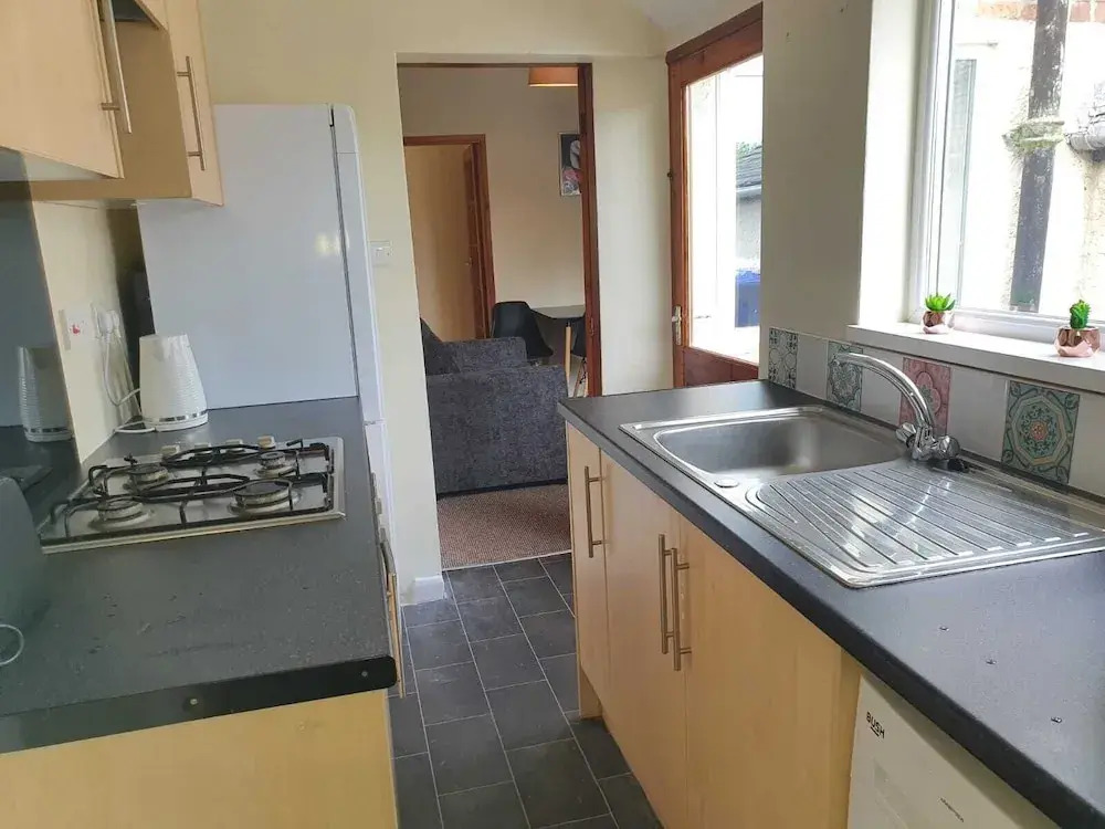 Comfortable Homestay in Stoke