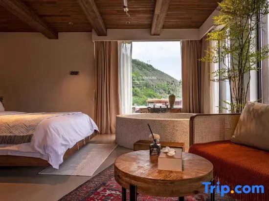 Liangqi Private Tang Homestay
