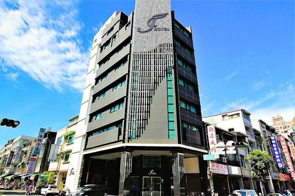 J-HOTEL