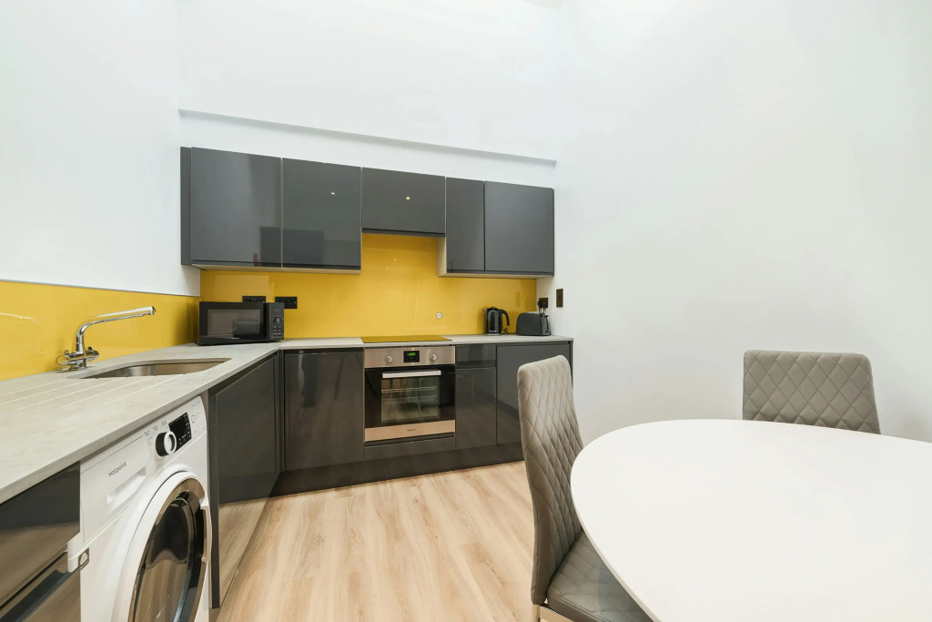 Holyrood Aparthotel