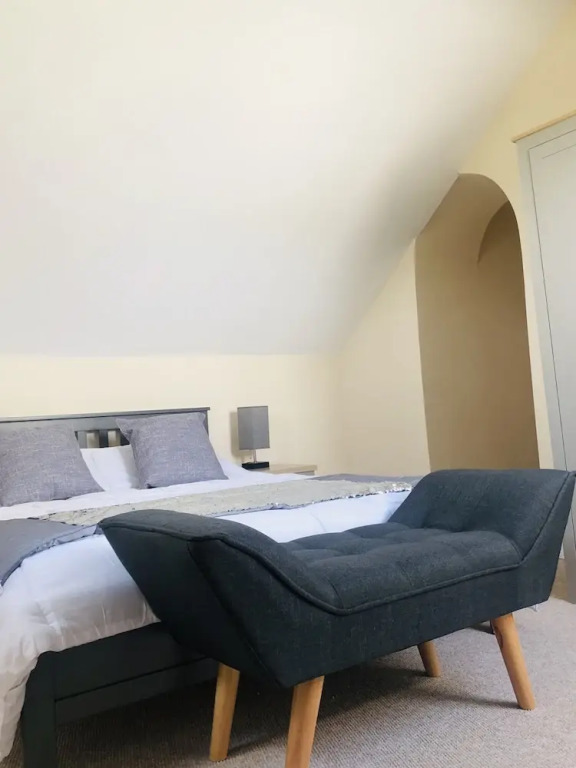 Stunning new 4 bed Cottage Heart of Pembrokeshire