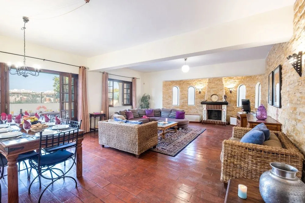 Villa Royal Sandals - com BBQ e piscina aquecível em Albufeira
