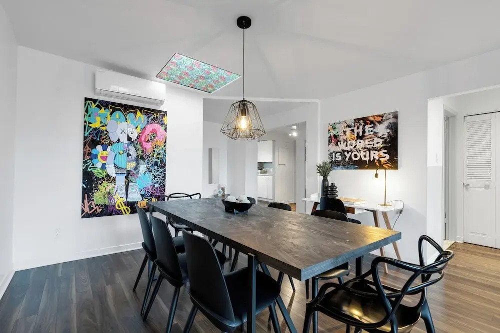 LiV MTL Soho Spacious Rooftop Suites for Groups Near Downtown Montreal