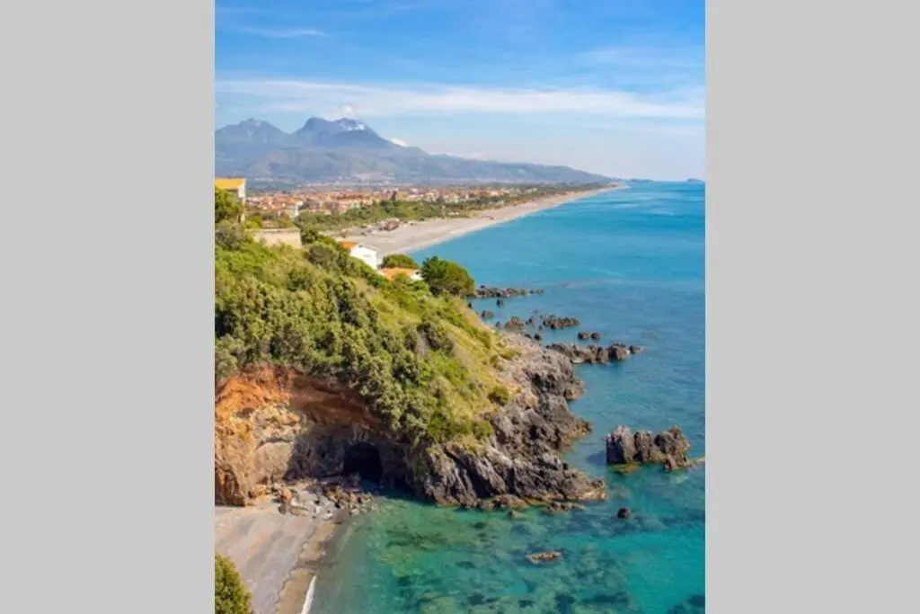 Riviera dei Cedri dimora Colibrì a 100 m dal mare