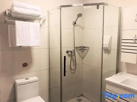 Cixi Jiahao Hotel (Hangzhou Bay Century City)