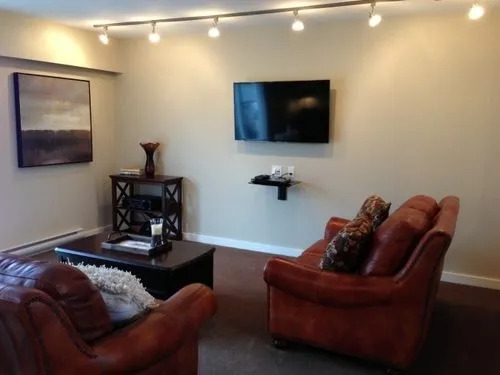 Midtown Suites