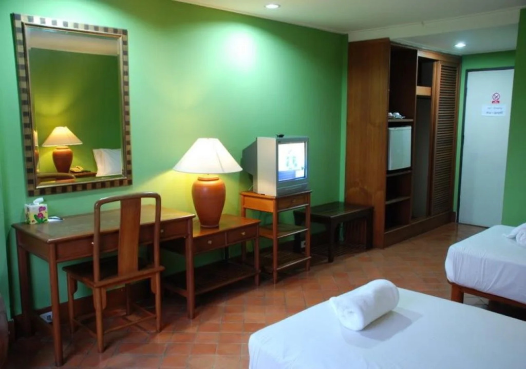 Lyceum Home
