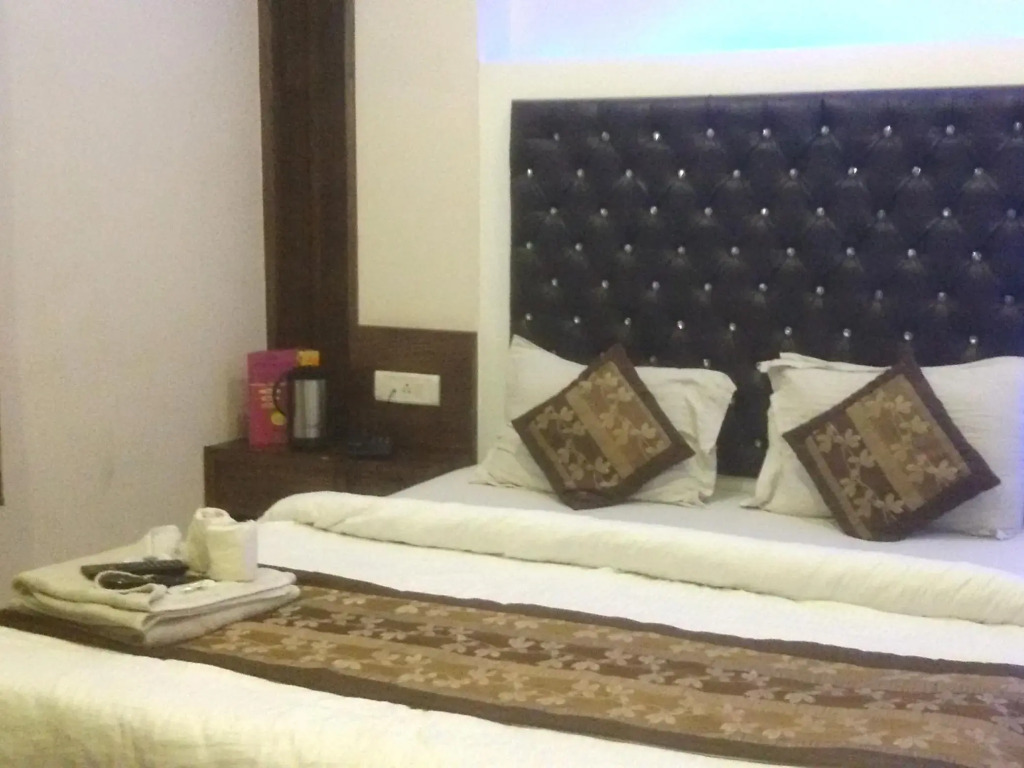 Hotel O Saffron Inn